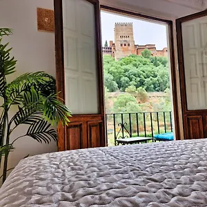 The Nasrid Palace From Your Bed ! Apartment Granada