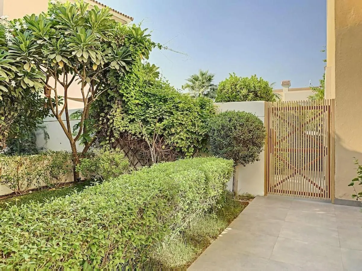 Keyview -Villa, Al Reem 1, Arabian Ranches Dubai 0*,